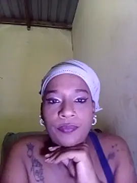 Snapshot of MissyLoveCreator chatting on 04.12.26 MissyLoveCreator online show from 04.12.26