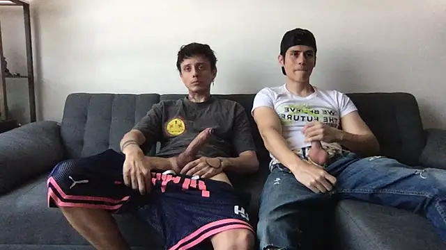 Chrixtopherobin online show from 04.26.26