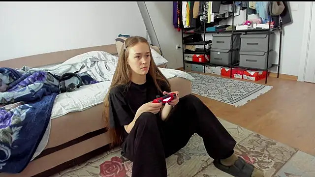 SurfSexCouple1 online show from 04.30.26