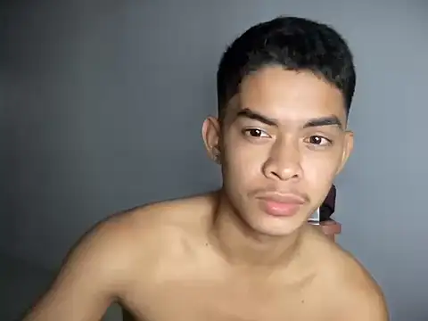 yourhotasian jhonpol16 online show from 04.25.26