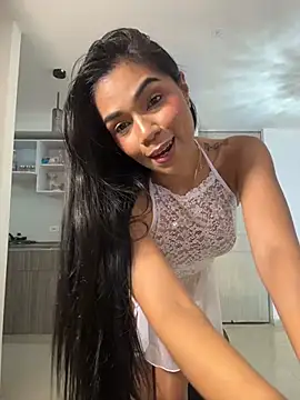 MauraGrayy online show from 05.07.26