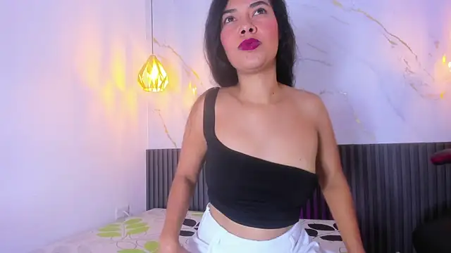 Vanessa Lune online show from 05.15.26