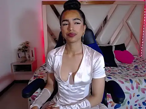 Miaa ferrari1 online show from 04.18.26