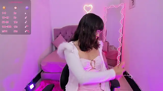 KATHERINE TAY online show from 06.05.26