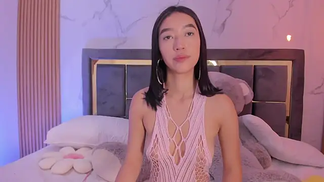 Iam Milly  online show from 04.28.26
