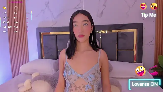 Iam Milly  online show from 04.28.26