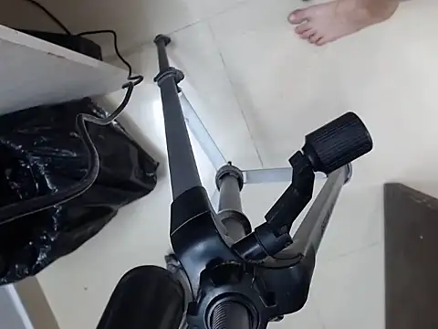 lunallena 17 online show from 04.21.26