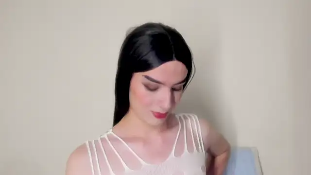 MelanyCollins  online show from 07.12.26
