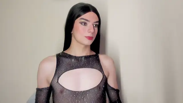 MelanyCollins  online show from 08.06.26