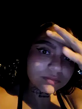 Snapshot of nika_1327 chatting on 05.10.26 nika 1327 online show from 05.10.26