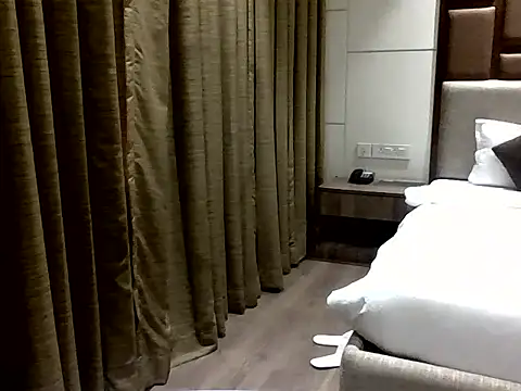 Snapshot of nikhil_s25 chatting on 04.12.26 nikhil s25 online show from 04.12.26