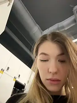 Risky Mia69 online show from 04.19.26