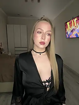 AlisaPearl online show from 04.21.26