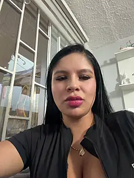 Elara Luxe online show from 07.21.26
