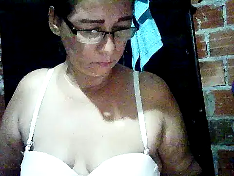 lola teem online show from 04.20.26