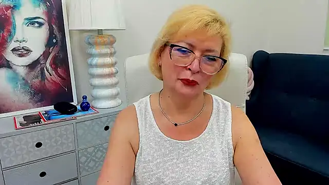 luna xfantasy online show from 06.19.26