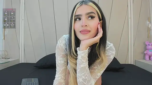 Sofia mercer online show from 04.28.26