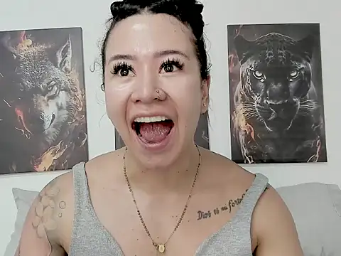 AngelMartinss online show from 04.14.26