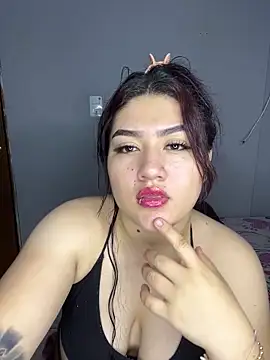 Mia2024 online show from 04.30.26