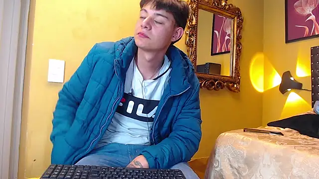 luckk  online show from 04.19.26