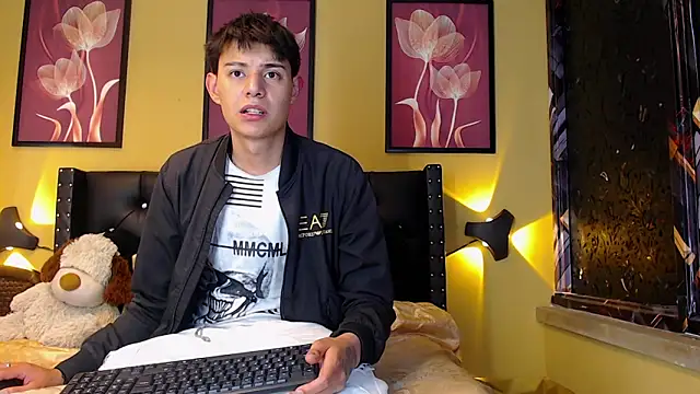 luckk  online show from 04.21.26