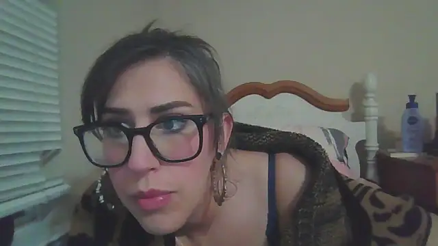 VenusOfEden online show from 04.17.26