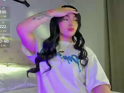holly444  online show from 05.09.26