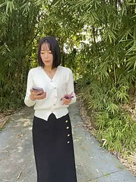 fafade2588 online show from 04.17.26