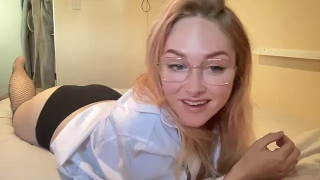 x-aural-x online show from 04.21.26