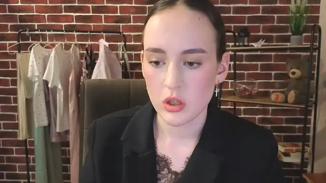 MichelleeThomas online show from 05.02.26