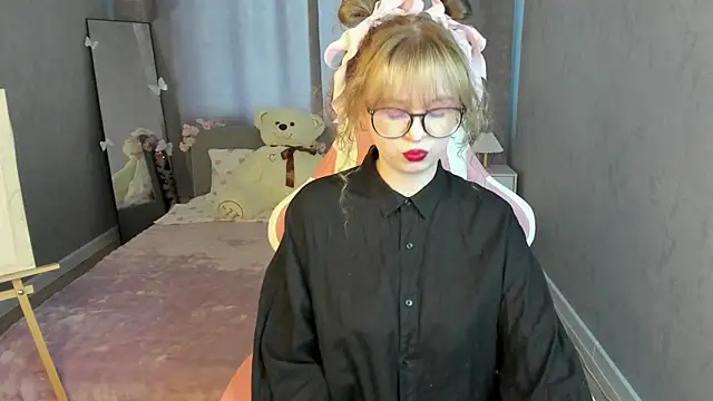 Helen Carson online show from 04.21.26