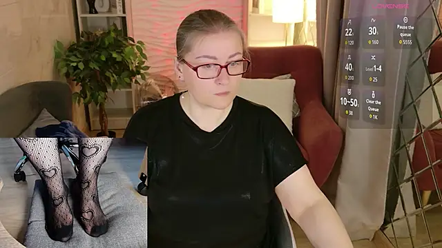Snapshot of Alexandra_Kind chatting on 06.02.26 Alexandra Kind online show from 06.02.26
