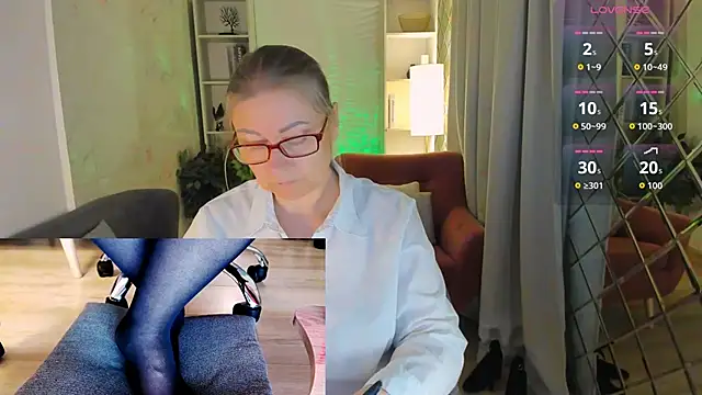 Alexandra Kind online show from 06.21.26