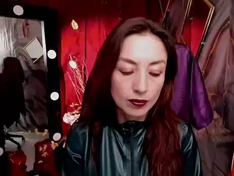 Queenscarlettsecret online show from 05.11.26