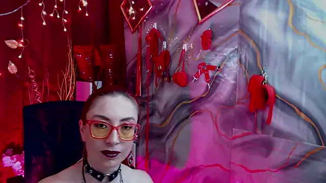 Queenscarlettsecret online show from 07.28.26