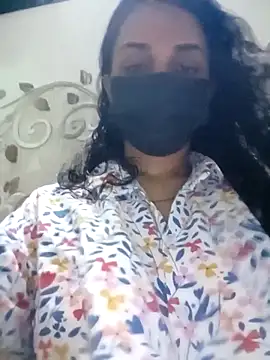 Lusi G online show from 04.29.26
