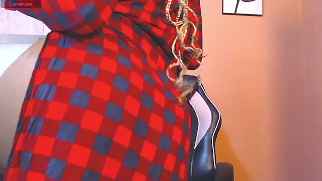 Candy Williamss online show from 04.17.26