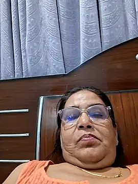 Shalini3456 online show from 06.04.26