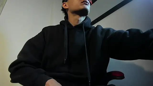 ryanlatiin online show from 04.23.26