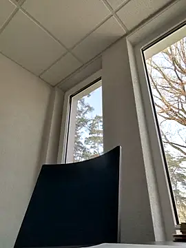 gayboyx77 online show from 04.18.26