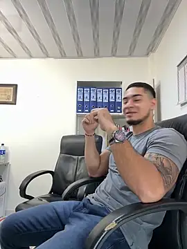 Snapshot of Sara_fun chatting on 01.26.25 Sara fun online show from 01.26.25