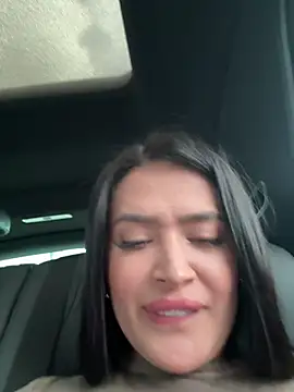 Snapshot of Sara_fun chatting on 02.19.25 Sara fun online show from 02.19.25