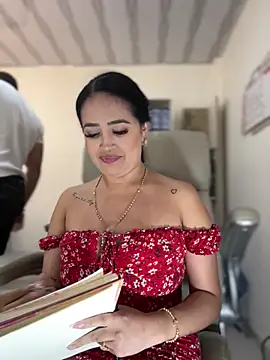 Snapshot of Sara_fun chatting on 03.09.25 Sara fun online show from 03.09.25