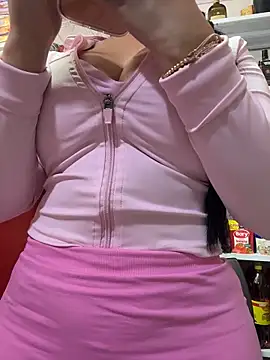 Sara fun online show from 04.27.26
