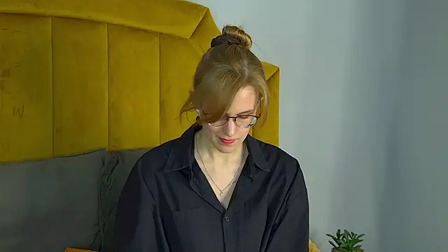 GraceHudsons online show from 04.19.26