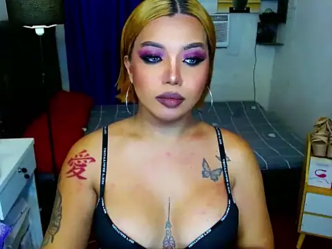 LovelyVictoriaTs online show from 04.15.26