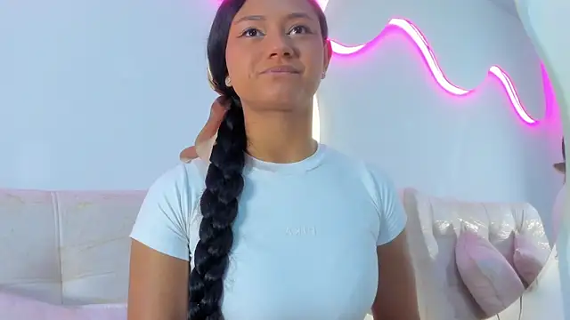 VenusBlazzer online show from 04.21.26