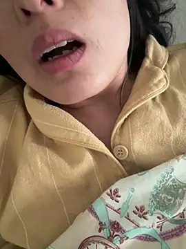 Faye-baby online show from 04.17.26