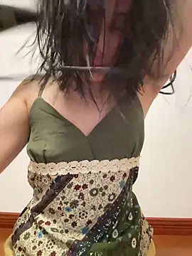 Faye-baby online show from 04.21.26