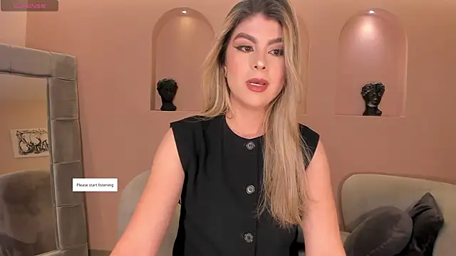 Snapshot of MiaSilvaX chatting on 05.24.26 MiaSilvaX online show from 05.24.26